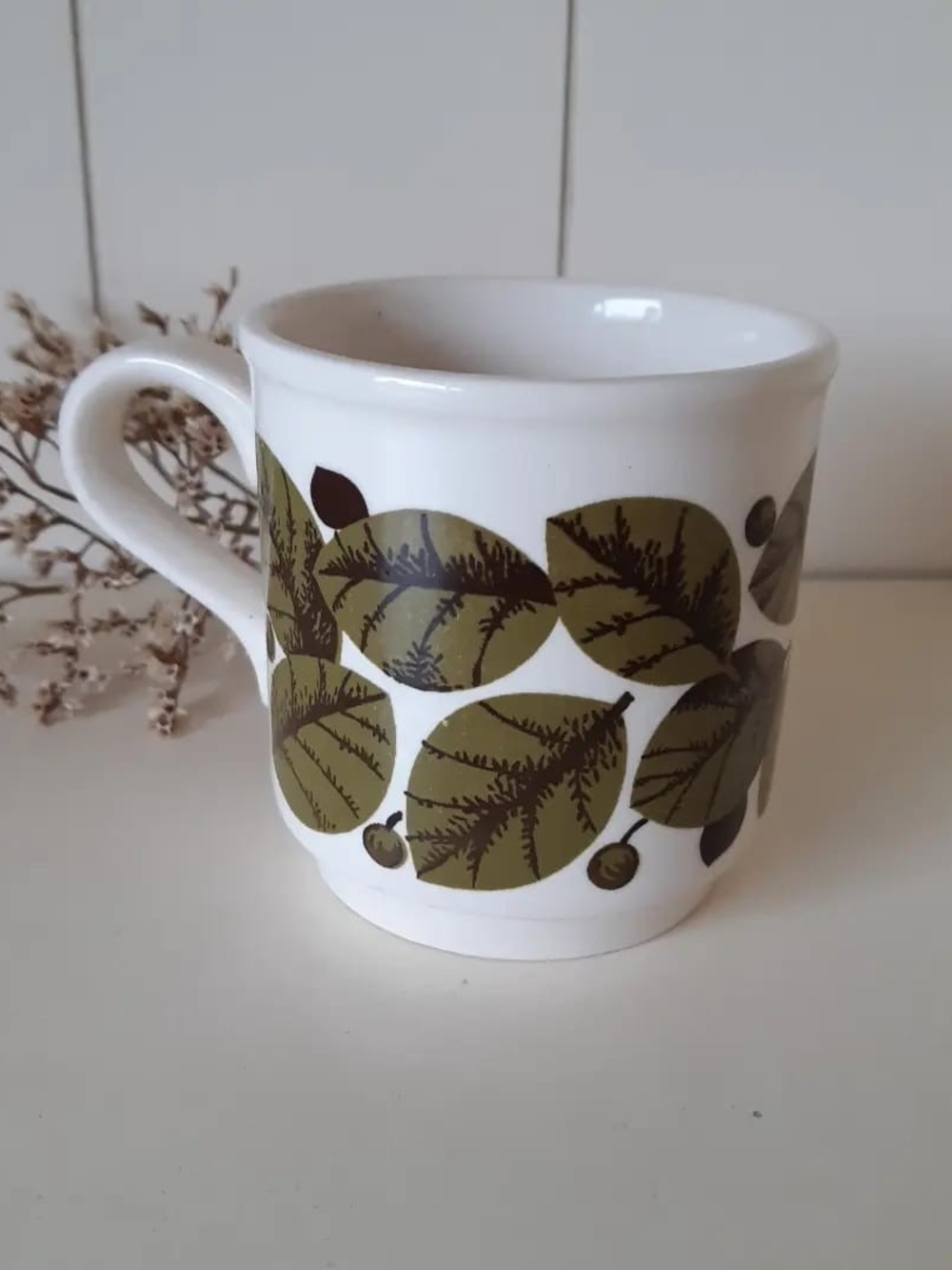 *3 for $20 deal* 70s Biltons England Mug with Olive Green Leaf Pattern